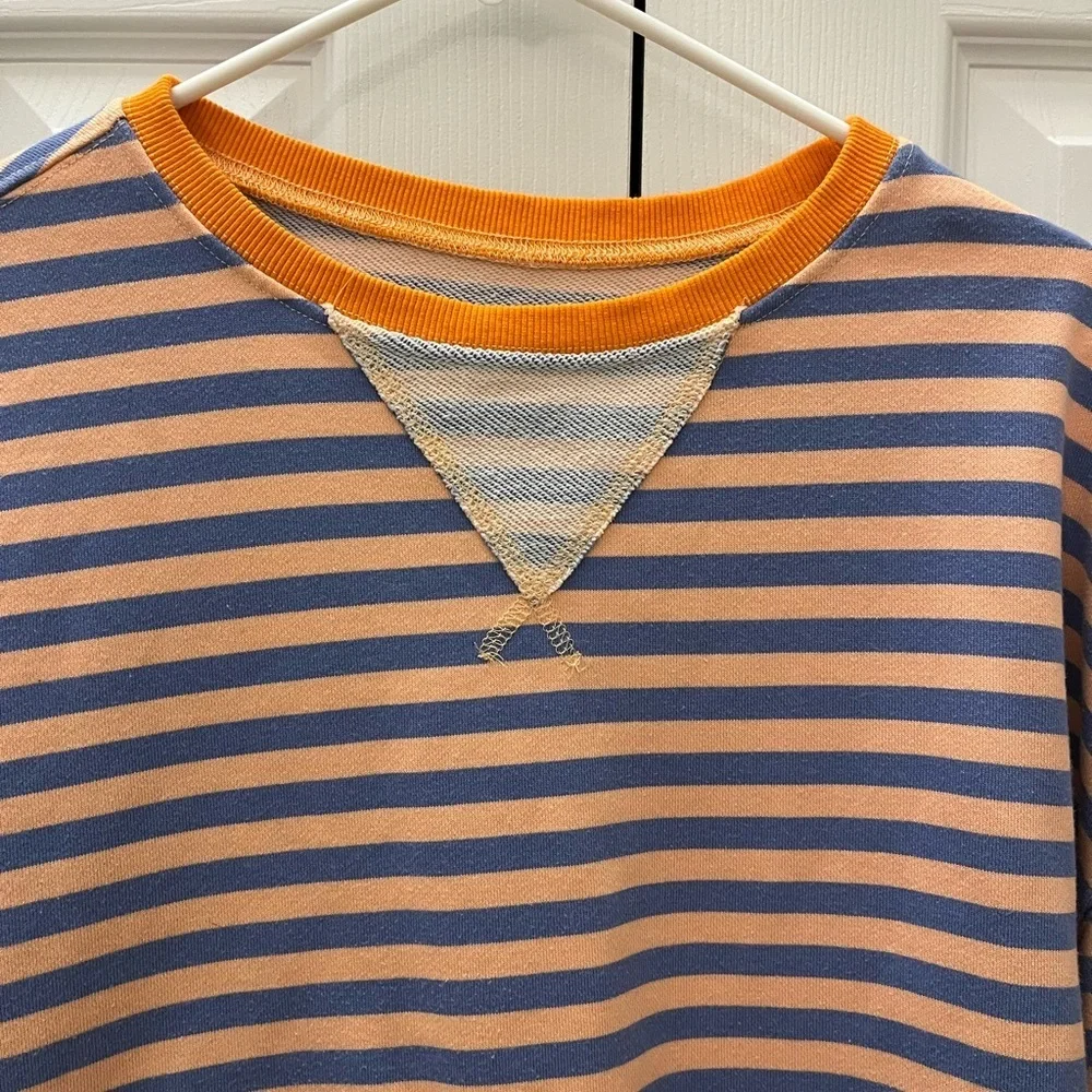 Large XLarge Blue Orange Striped Sweatshirt - Picture 2 of 4